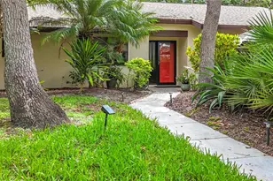2983 Elder Ct, Palm Harbor, FL 34684 - Photo 2