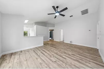 5863 Meadowpark Place, Lithia, FL 33547 - Photo 12
