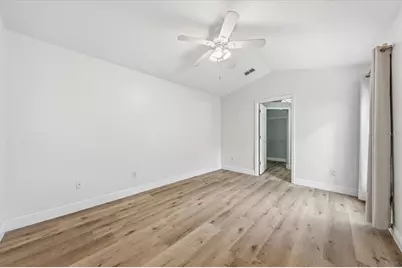 5863 Meadowpark Place, Lithia, FL 33547 - Photo 10