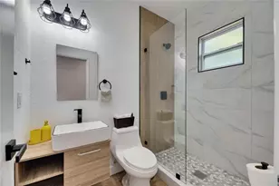 1021 E 25th Ave, Tampa, FL 33605 - Photo 14