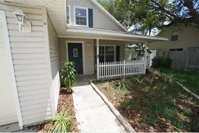 805 W 113th Avenue, Tampa, FL 33612 - Photo 2