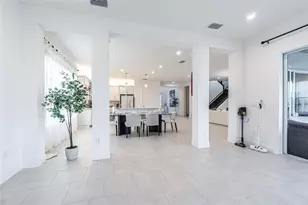 32353 Rosewood Meadow Ln, Wesley Chapel, FL 33543 - Photo 10