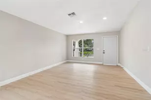 8104 N Blvd, Tampa, FL 33604 - Photo 10