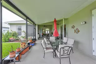 7521 Melogold Cir, Land O Lakes, FL 34637 - Photo 34