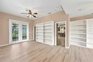 7521 Melogold Cir, Land O Lakes, FL 34637 - Photo 22
