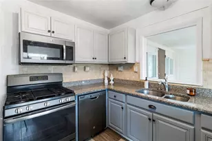 2820 53rd St S, Gulfport, FL 33707 - Photo 14