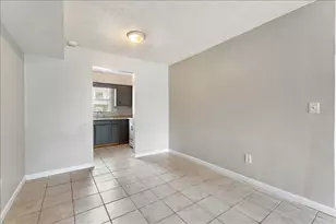 7210 N Manhattan Ave, Tampa, FL 33614 - Photo 8