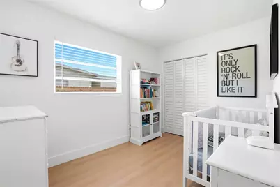 4027 Huntington Street NE, Saint Petersburg, FL 33703 - Photo 20