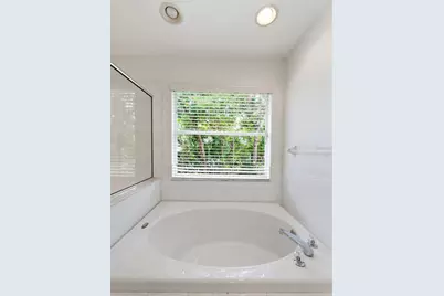 14843 Heronglen Drive, Lithia, FL 33547 - Photo 20