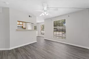 8641 Fancy Finch Dr, Tampa, FL 33614 - Photo 2