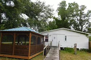 30501 Clearview Dr, Wesley Chapel, FL 33545 - Photo 16