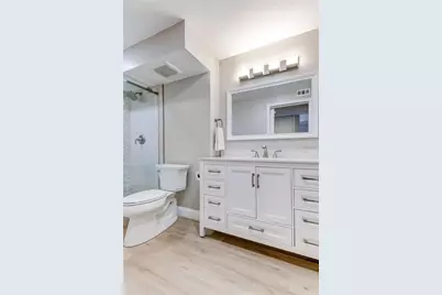51 Island Way #104, Clearwater Beach, FL 33767 - Photo 28