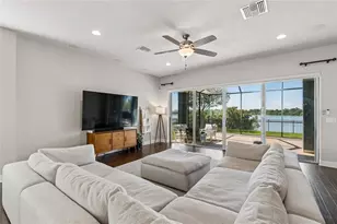 7223 Hourglass Dr, Apollo Beach, FL 33572 - Photo 4
