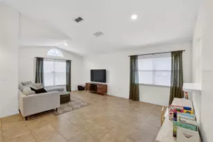 1809 Erin Brooke Dr, Valrico, FL 33594 - Photo 6