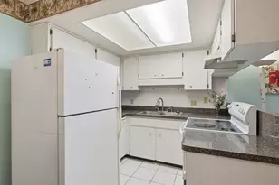 4344 Tahitian Gardens Cir, Holiday, FL 34691 - Photo 10