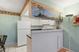 4344 Tahitian Gardens Cir, Holiday, FL 34691 - Photo 8