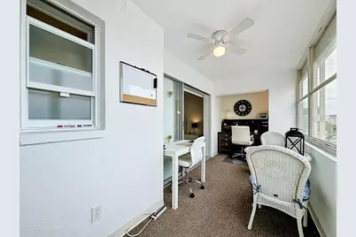 4550 Cove Circle #302, Saint Petersburg, FL 33708 - Photo 36