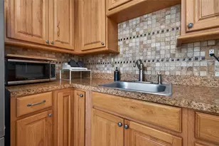 3766 56th Ave N, Saint Petersburg, FL 33714 - Photo 10