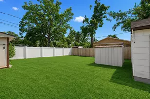 3766 56th Ave N, Saint Petersburg, FL 33714 - Photo 20