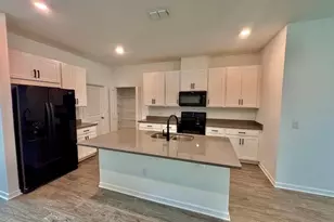 7563 Ashcroft Dr, Wesley Chapel, FL 33545 - Photo 2