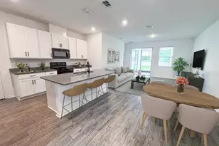7563 Ashcroft Dr, Wesley Chapel, FL 33545 - Photo 4