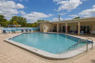 250 Rosery Rd NW, Largo, FL 33770 - Photo 10