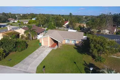3 Country Club Court, Kissimmee, FL 34759 - Photo 4