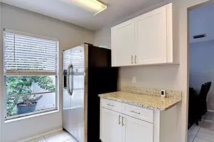 7110 Hollowell Dr, Tampa, FL 33634 - Photo 14