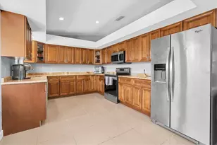 15590 59th St N, Clearwater, FL 33760 - Photo 10