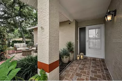 10050 62nd Avenue N, Saint Petersburg, FL 33708 - Photo 2