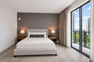 229 SW 9th St, Miami, FL 33130 - Photo 2