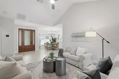 661 7th Avenue N, Tierra Verde, FL 33715 - Photo 4
