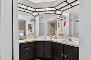2728 Bentley Dr, Palm Harbor, FL 34684 - Photo 24