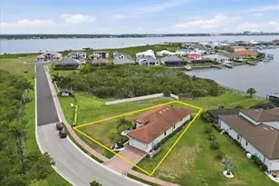 2317 5th St E, Palmetto, FL 34221 - Photo 28