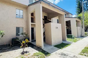 5508 Pokeweed Ct, Tampa, FL 33617 - Photo 2