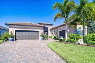 15303 Valencia Del Sol St, Wimauma, FL 33598 - Photo 4