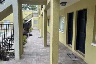 3206 W Azeele St, Tampa, FL 33609 - Photo 10