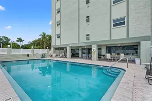 7321 Central Ave, Saint Petersburg, FL 33710 - Photo 18
