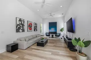 2701 N Poplar Ave, Tampa, FL 33602 - Photo 18