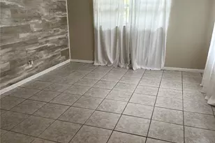 8892 79th Pl, Seminole, FL 33777 - Photo 4