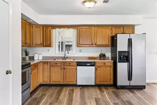 39901 Otis Allen Rd, Zephyrhills, FL 33540 - Photo 12