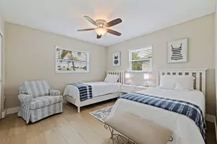 6085 Tanglewood Dr NE, Saint Petersburg, FL 33703 - Photo 26