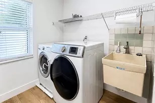 324 42nd Ave N, Saint Petersburg, FL 33703 - Photo 28