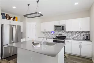 12767 Mangrove Forest Dr, Riverview, FL 33579 - Photo 6
