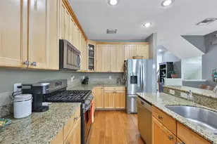 3002 Bayshore Pointe Dr, Tampa, FL 33611 - Photo 16