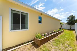 13208 Graham Yarden Dr, Riverview, FL 33579 - Photo 38