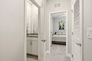 8036 Praise Dr, Tampa, FL 33625 - Photo 32