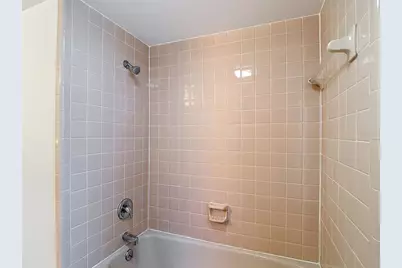 12721 N Armenia Avenue, Tampa, FL 33612 - Photo 52