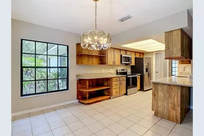 12721 N Armenia Avenue, Tampa, FL 33612 - Photo 30