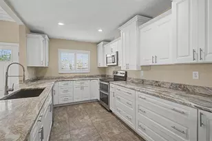 360 S Woodlands Dr, Oldsmar, FL 34677 - Photo 10